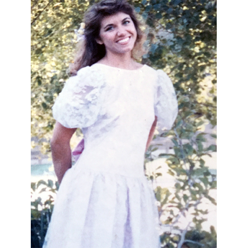 Amy at age 22. So pretty! This is the college sweetheart I fell in love with back in 1986. Amy's Scrapbook: Amy as Bridesmaid